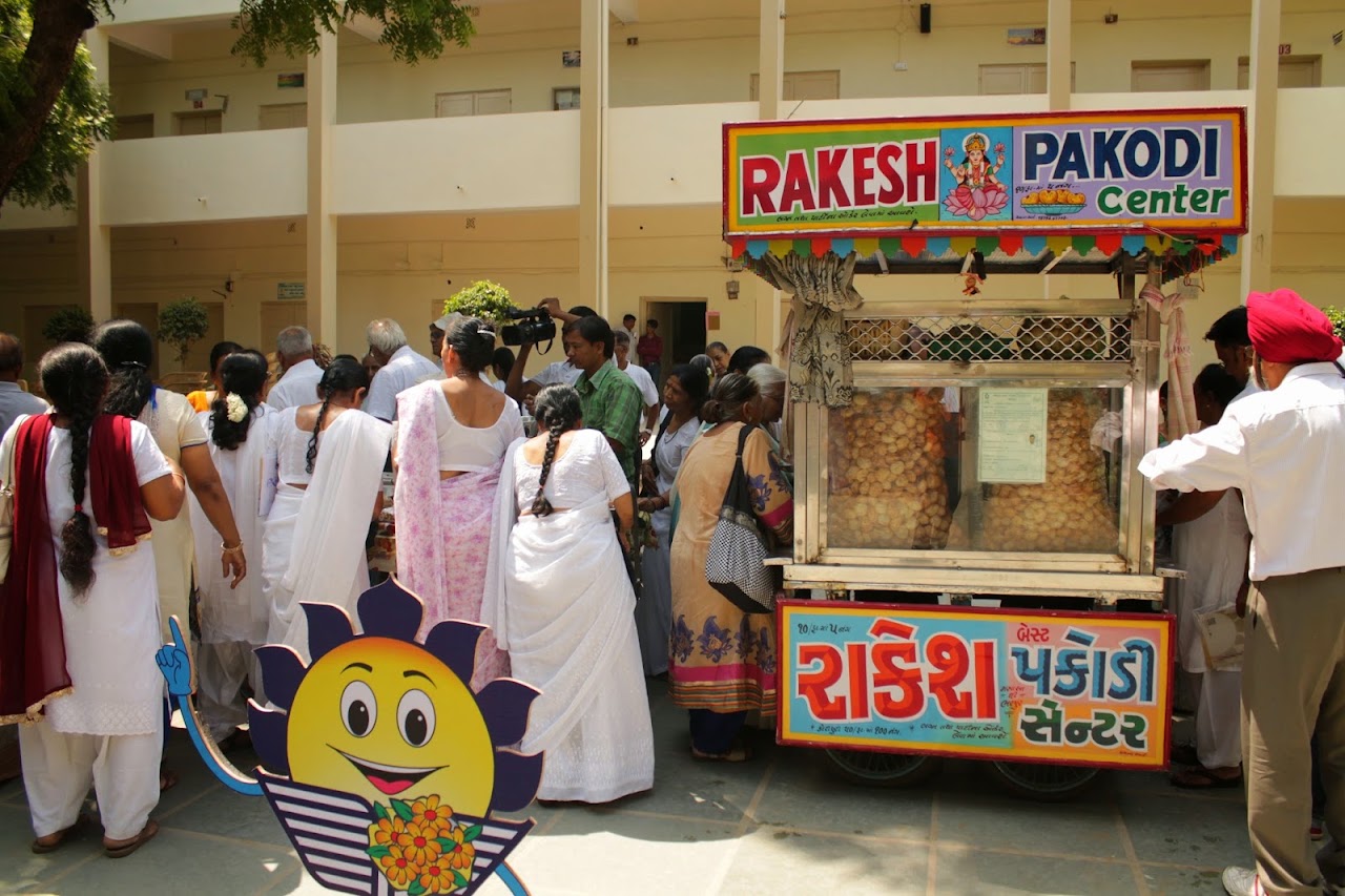 Chalo School Chalein Hum… - photo 2